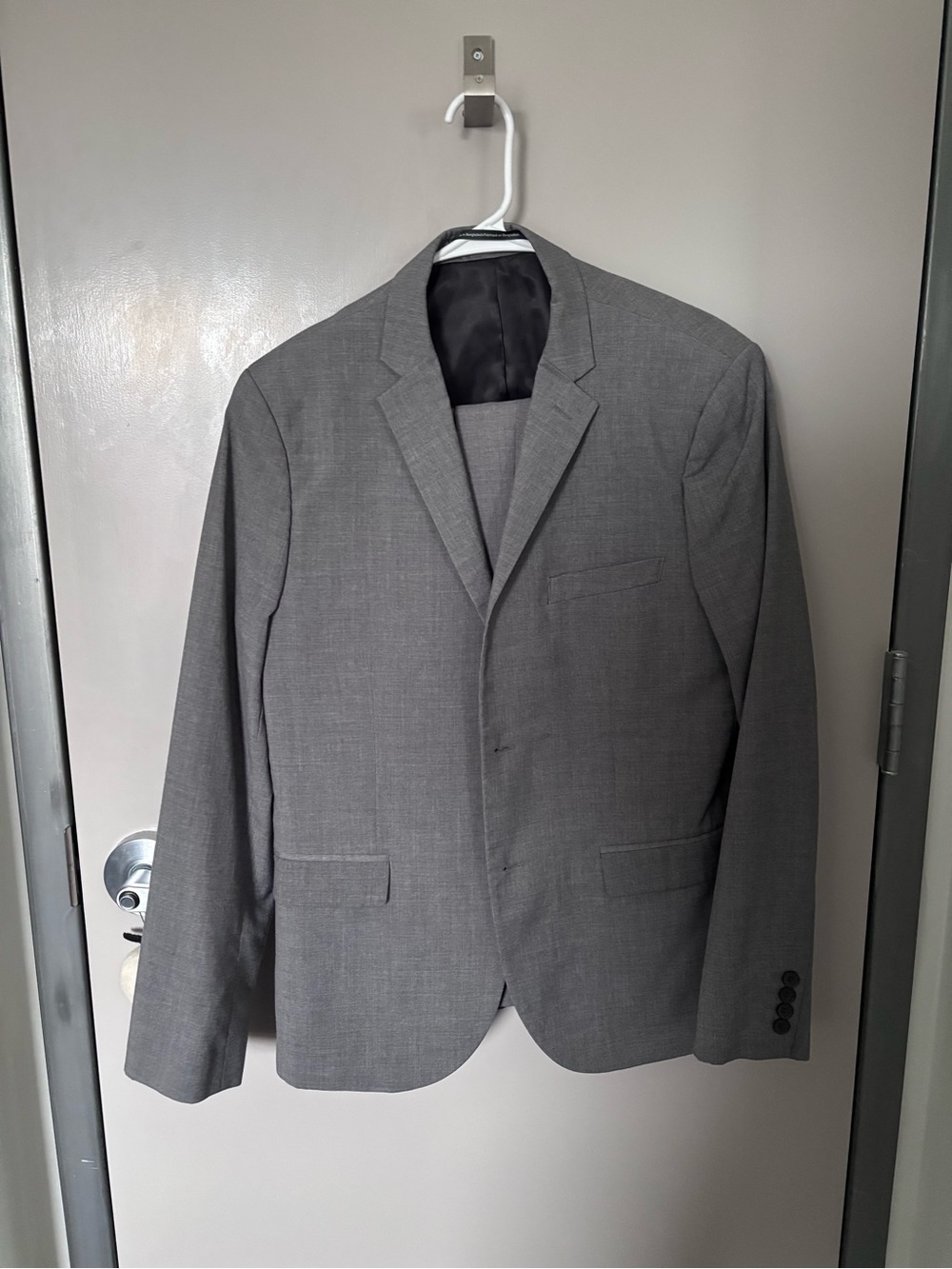 H&M Men's Light Gray Single-Breasted Blazer + Pants